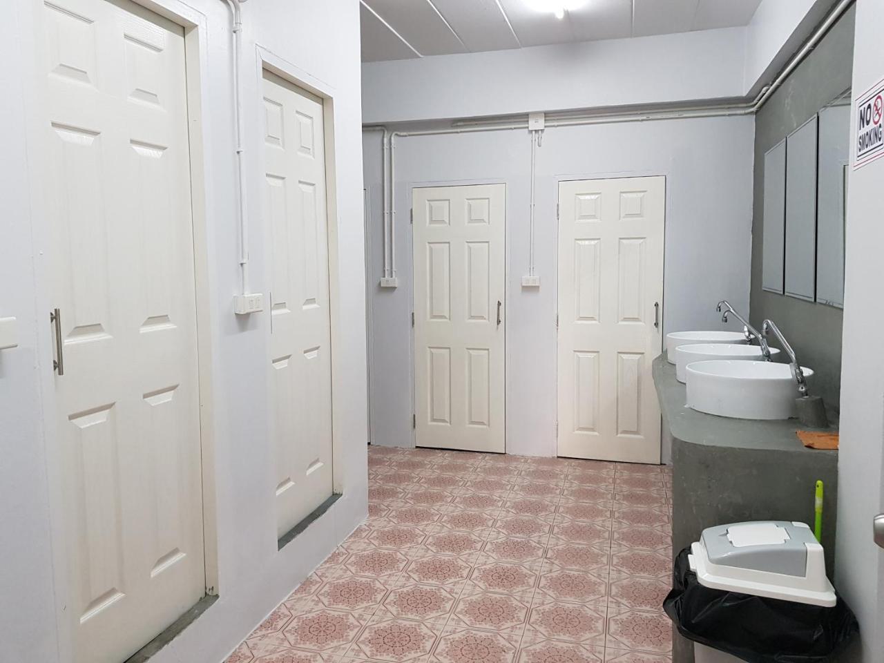 Pattaya Hostel Stay Inn エクステリア 写真